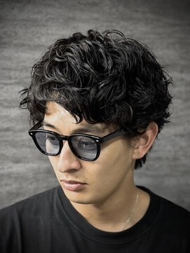 ローグ(ROGUE) 中華風スパイキーショート