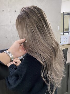 ウル 岡山駅店(ULu.) ハイライトハイトーンダブルカラー20代30代40代前髪長め