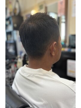 カット ルーム パパス(Cut Room PAPA' S) スタイリングなしでも決まるショートヘア