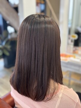 カザック(kazak) ストレートでサラサラ