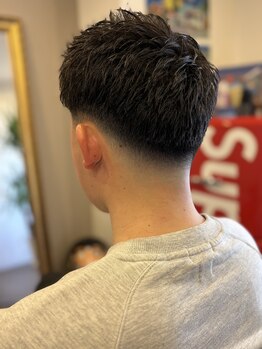 ホーミーズカットショップ(HOMIE'S CUT SHOP)の写真/【大阪駅前第2ビル目の前】仕事帰りも通いやすい平日夜22時まで営業!