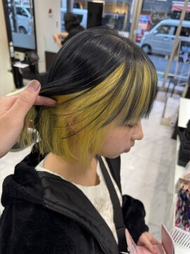 ジーナ 大宮(Zina) レディース/インナーカラー/イエロー 目黒