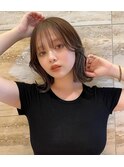 20代30代前髪あり切りっぱなしボブショートボブハイトーン