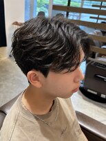 ノイセルヘアー(Noisyle Men's hair) リバースセンターパート/ニュアンスパーマ/ダウンバング/MEN'S