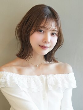 ソワネ 表参道(soigne) 外ハネで映えるミディアムレイヤー*