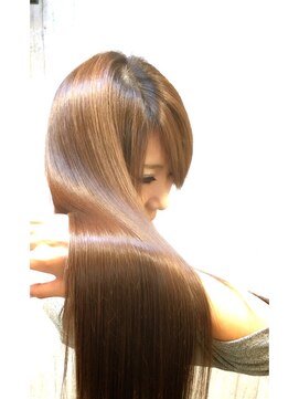 フィール ヘアーデザイン(Feel hair design) ”クリスタルトリートメント”