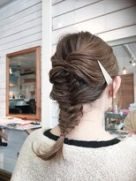 ダブル ヒッチ ヘア(W Hitch hair)&nbsp;ミディアムアレンジヘア