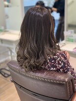 ミリア 茅ヶ崎店(Mirea)&nbsp;【育てる】ナチュラルグラデーション×イルミナカラー