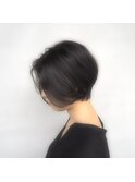 ショートボブ