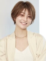 フォンズ(FONS)&nbsp;大人かわいいシースルーバングで小顔に見せるショート　長め前髪