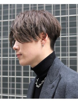 メンズフィール 南森町(MENS FEEL) スーツ短髪ツーブロック束感モテる黒髪ツイストスパイラル流行