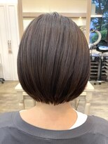 アルターリール(aL ter Rire)&nbsp;レイヤーボブ×アッシュベージュ/中村郁未