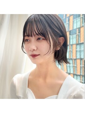 アフロートリノ(AFLOAT Leino) 小顔ヘルシーレイヤースタイル透明感カラー【修】20代30代40代