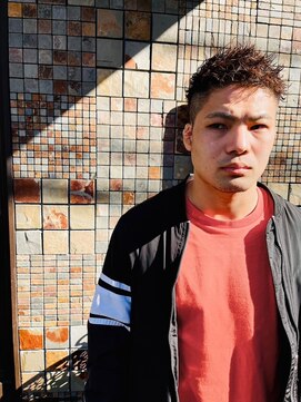 ブリッツバイレボ 船橋(BLITZ by REVO) ウルフ/アッシュブラック/カルマパーマ/ベリーショート[船橋駅]