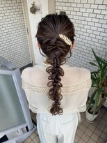 編み下ろし　ポニーテール　編みポニー　参列ヘア