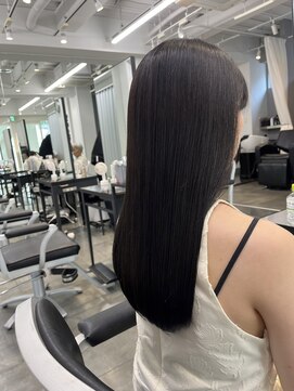 コレクティブワーク 表参道 渋谷(COLLECTIVE WORK) 髪質改善トリートメント表参道20代30代40代縮毛矯正【表参道】