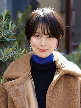 ロビー 表参道(ROBBY) 大人ショート//ひし形シルエット/前髪あり/30代・40代