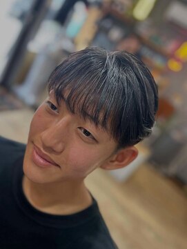 バーバーシティプロジェクト(Barber City Project) 《シースルーマッシュ》