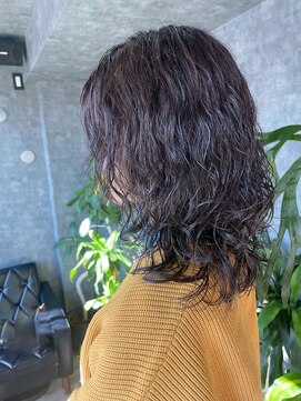 ミディアム/ウルフ/パーマスタイル