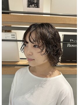 シアン 矢場町店(CYAN.) ブリーチ履歴あり　ゆるウェーブウルフパーマ