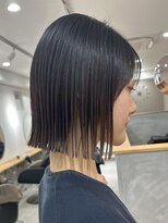 ラッキーヘア 加古川(Lucky Hair)&nbsp;暗髪でも抜け感◎ぱつっとボブ【シン】【ラッキーヘア加古川】