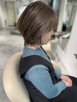 レヴリー(reverie)&nbsp;白髪ぼかし髪質改善ショートボブレイヤーショートハイライト40代