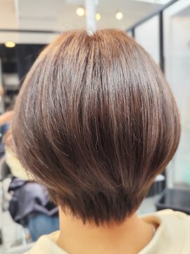 ヘアースタジオ ジェイワン(hair studio J ONE) 30代40代50代/くびれ/大人ショートボブ/白髪ぼかし/ブリーチ無し