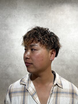 アヴァンセ(Avancer) 辻堂/メンズ/カット/ツーブロック/ショート/パーマ