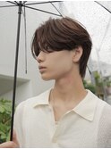 毛流れヘア金髪ナチュラルセンターパートツーブロック