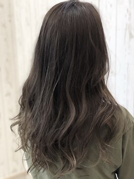 ルアナ(LUANA) ダークグレージュ