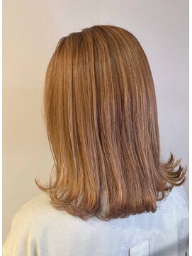 ブロッサム ひばりヶ丘(Blossom) 大人可愛いレイヤーベージュブリーチ伸ばしかけ