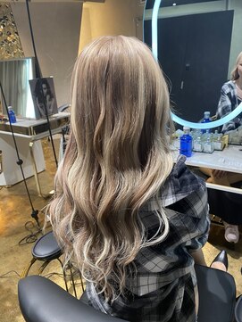 ハンナ 札幌(HANNAH) #プルシールエクステ#ハイライト#ミルクティーグレージュ