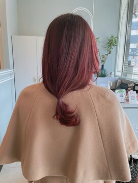 モードケイズエクラ(MODE K's Eclat) チェリーレッドカラー×韓国人ヘアアレンジ
