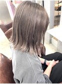 ミルクティーグレージュ
