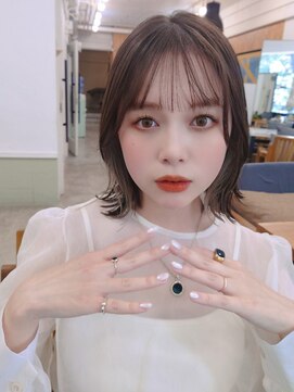 ベイルーム(BAYROOM by HONEY omotesando) 大人可愛い20代30代40代韓国レイヤーボブ×オリーブベージュ