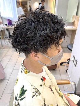 テトラ バイ ネオリーブ 横浜西口店(tetra by neolive) メンズパーマ 大人気!ツイストスパイラルパーマ