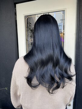 ヘアーシグネチャー(Hair Signature) 20代/30代/小顔/大人可愛い/ロング/ブルーブラック/暗髪