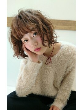 サン(SaN) 抜け感ミディアム