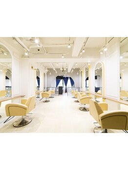 【日常から離れたリラクゼーション】をメインテーマに、お客様に至福のサロンタイムをご提供いたします…♪