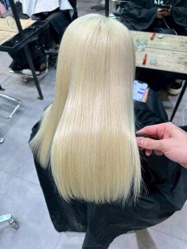 ベレーザ 渋谷(BELEZA) 17553全頭ブリーチダブルカラーハイレイヤーカット金髪ブロンド