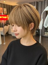 アビアンドアッシュ(Abi&Ass)