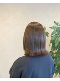 切りっぱなし外はねボブ