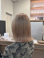 ハロ 蕨(HALO) ミルクティーベージュ【田中萌菜】