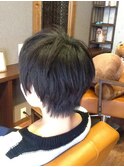 髪が多くても似合わせカットでコンパクトなショートに