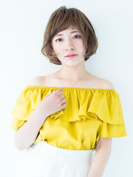 フミ(Fumi) 首筋スッキリ見せ！シースルーボブ