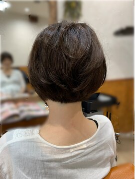 オアフ(Oahu) 襟足スッキリボブ