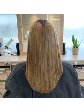 アッシュ 等々力店(Ash) ブリーチ毛髪質改善ストレート