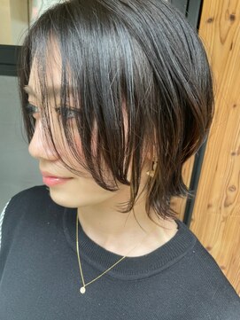 トイロ(tOiro) ウルフボブ