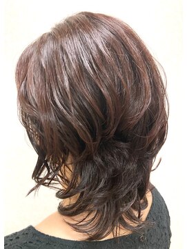 黄ぐまくん美容室 くびれレイヤー