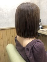 オト(Oto) 切りっぱなしボブ